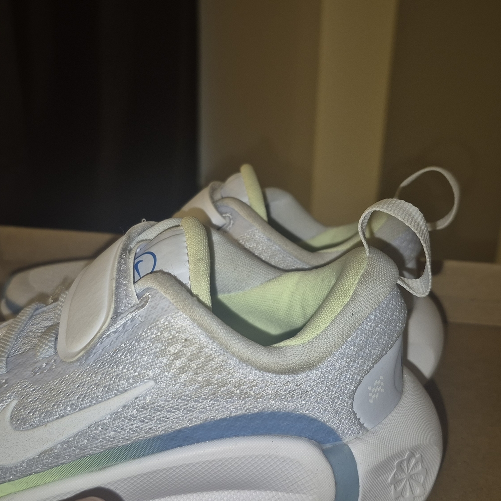 Nike Kids' White and Gray Sneakers with Blue Accents - Picture 2 of 3